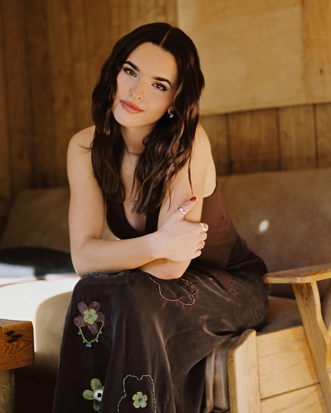 Jenna Raine has us all in our coming-of-age movie feels with brand-new EP Only Started Growing