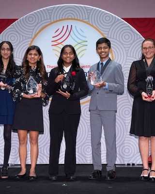 Middle schooler Shanya Gill wins award for fire-detection invention