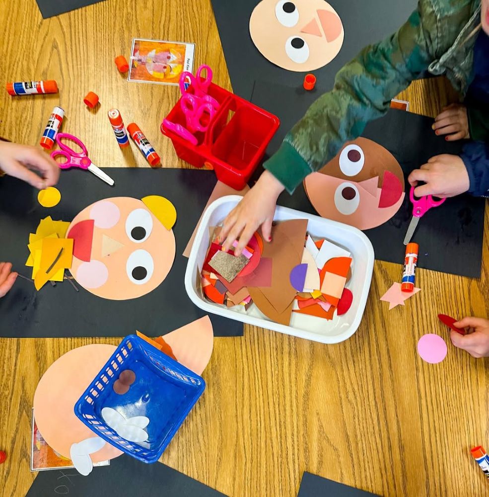 Paper Portraits are officially our new fave boredom buster