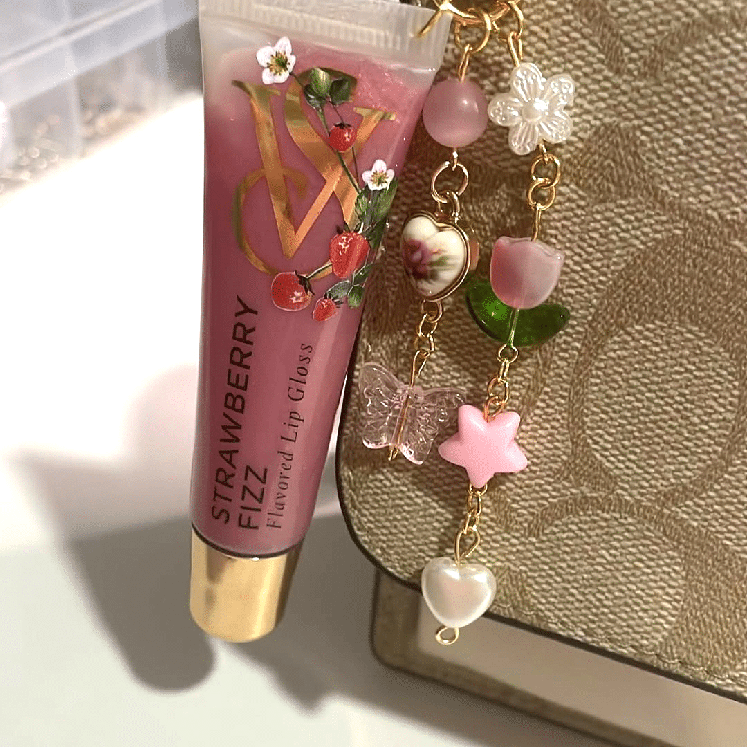 Lip gloss keychains are summer’s newest and cutest bag accessory